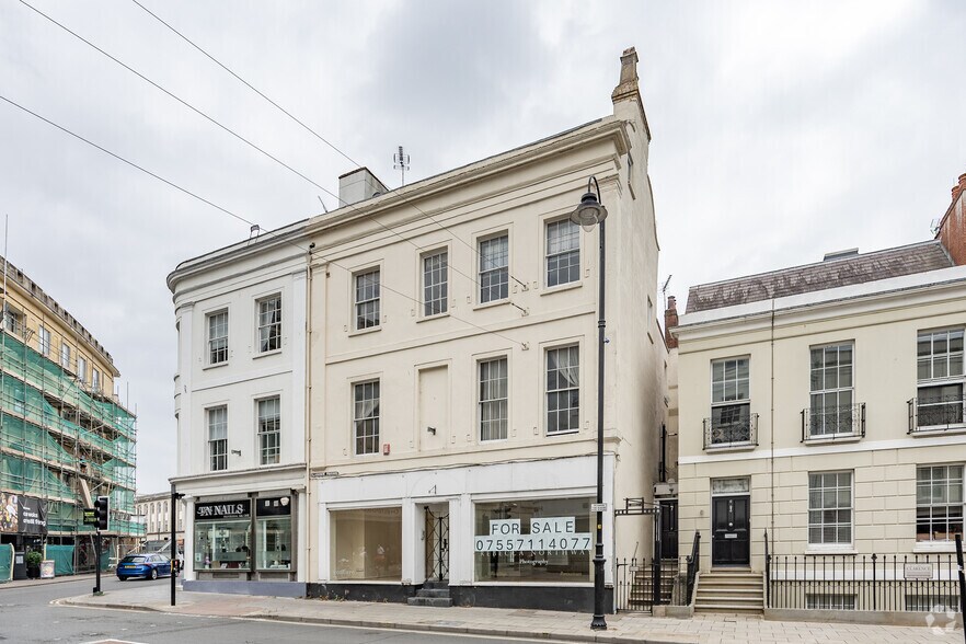 9 Clarence Para, Cheltenham for sale - Primary Photo - Image 1 of 1