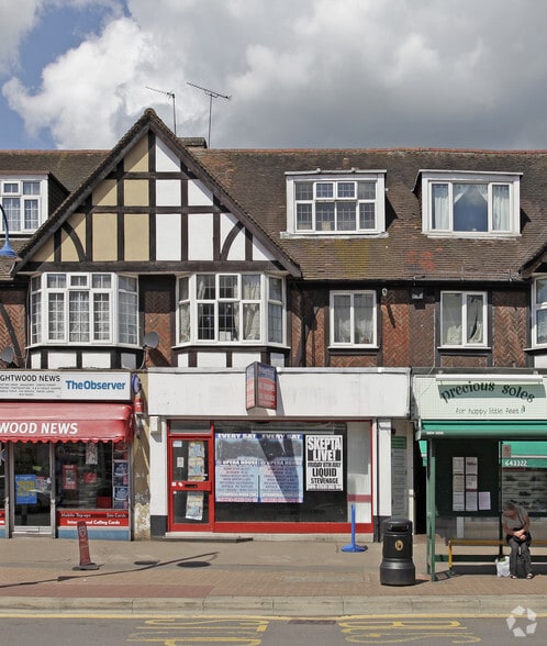 160-162 Darkes Ln, Potters Bar for sale - Primary Photo - Image 1 of 1