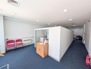 Market Pl, Dartford to rent Interior Photo- Image 1 of 6