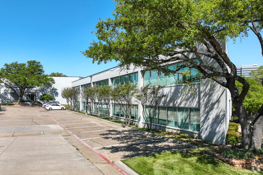 4225 Wingren Dr, Irving, TX to rent - Building Photo - Image 3 of 20