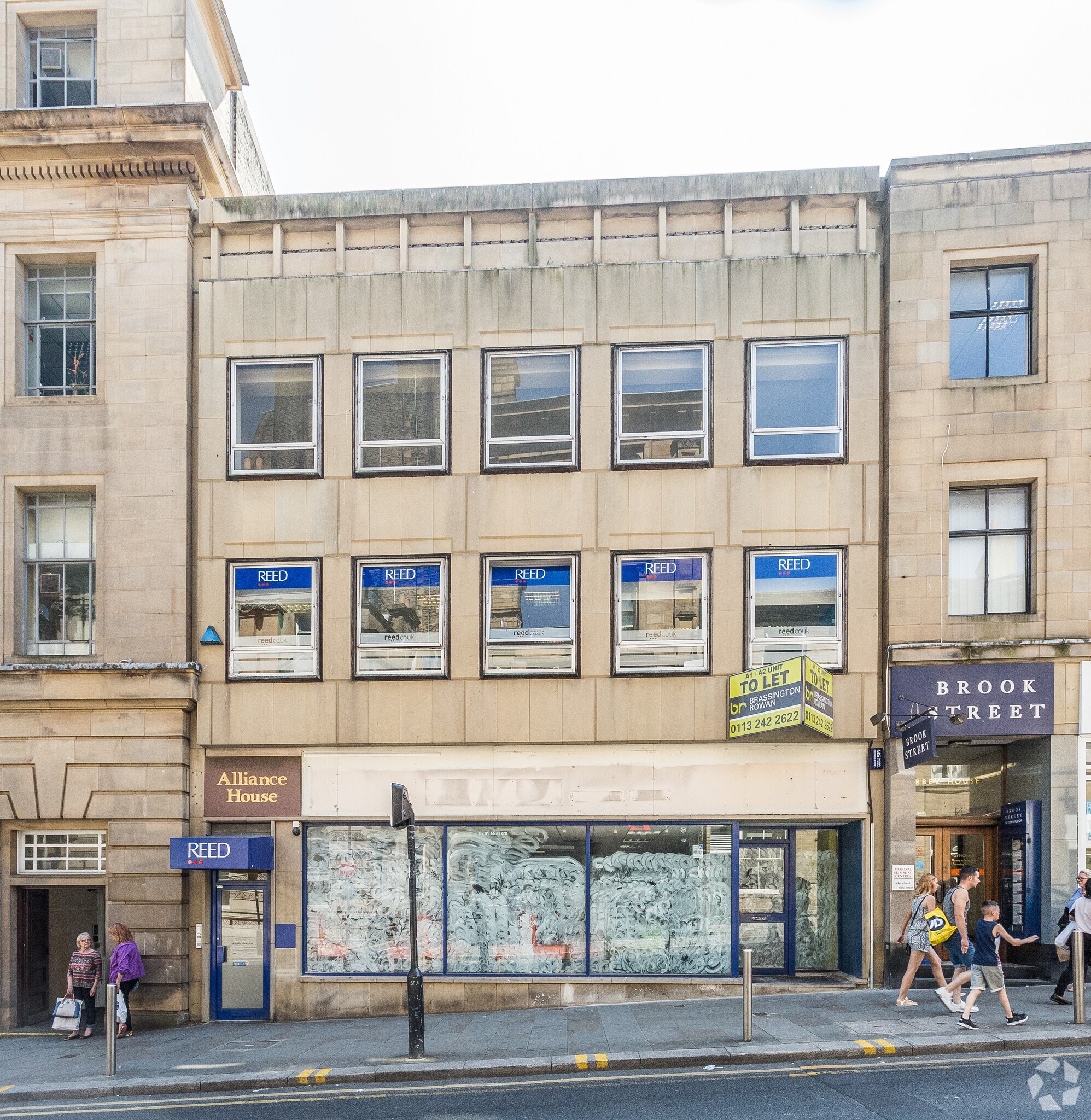 29-31 Kirkgate, Bradford for sale Primary Photo- Image 1 of 1