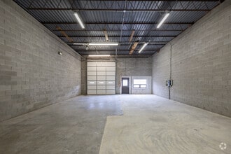 681 Lawlins Park, Wyckoff, NJ to rent Building Photo- Image 2 of 3