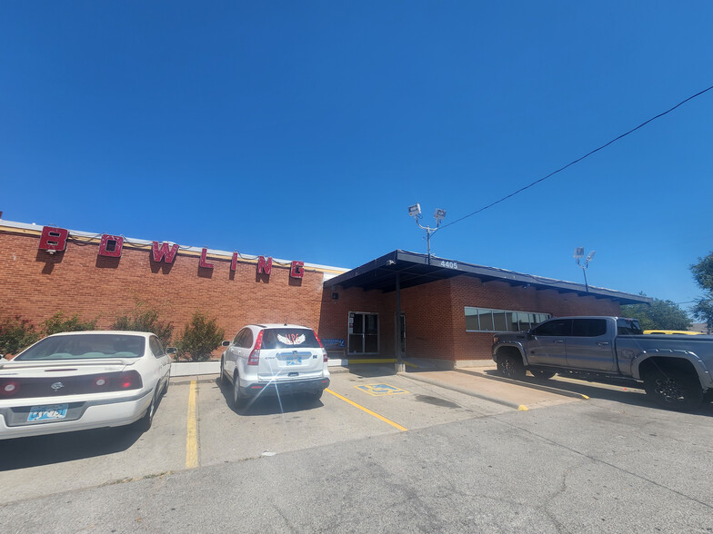 4405-4411 NW Cache Rd, Lawton, OK for sale - Building Photo - Image 2 of 18