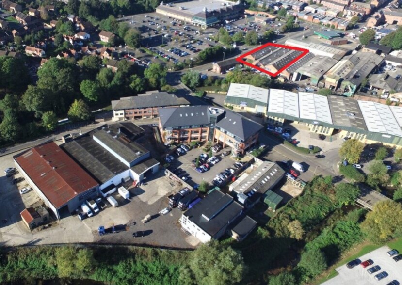 8 Swan Close Rd, Banbury for sale - Building Photo - Image 1 of 1