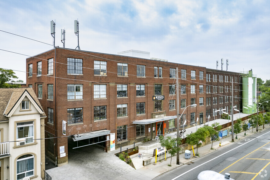 1655 Dupont St, Toronto, ON for rent - Building Photo - Image 1 of 8