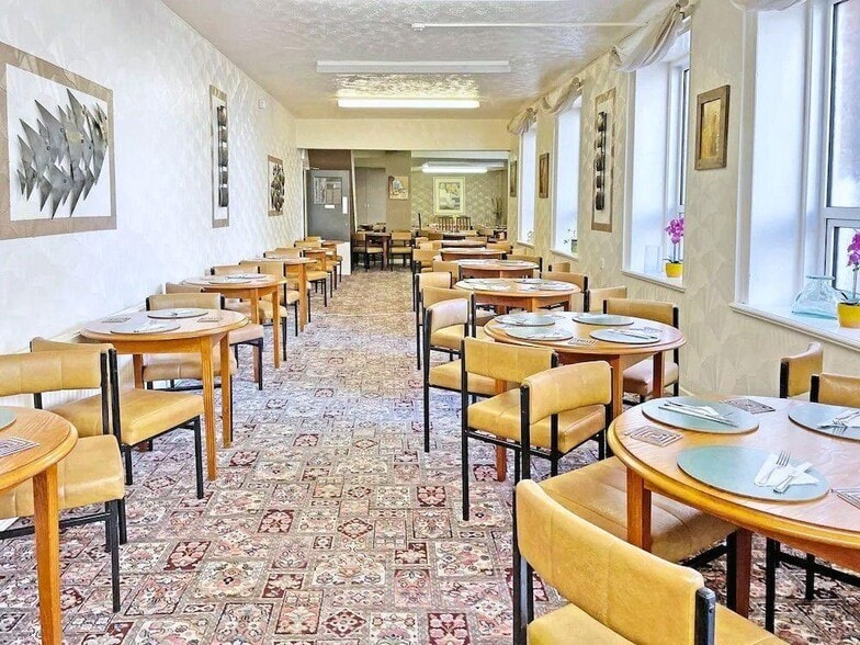 24-28 Charnley Rd, Blackpool for sale - Building Photo - Image 2 of 12