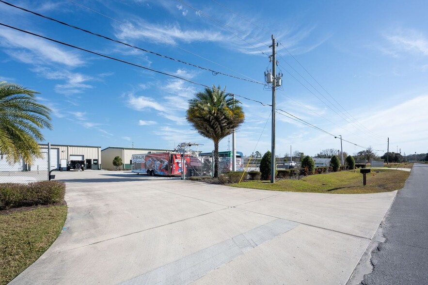 118 Commercial Dr, Saint Augustine, FL for rent - Building Photo - Image 3 of 6