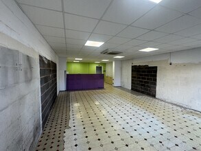 107-113 Barnards Green Rd, Malvern to rent Interior Photo- Image 2 of 2