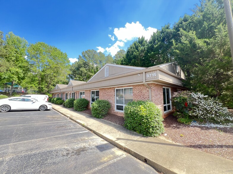 3715 University Dr, Durham, NC for sale - Building Photo - Image 1 of 1