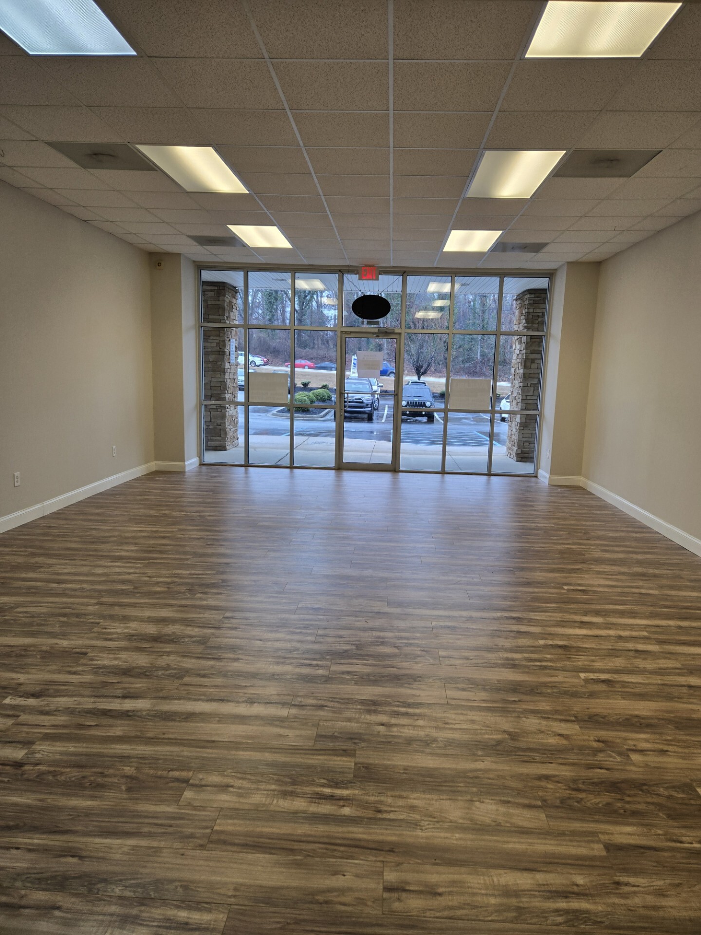 4800 Wade Hampton Blvd, Taylors, SC for rent Building Photo- Image 1 of 5