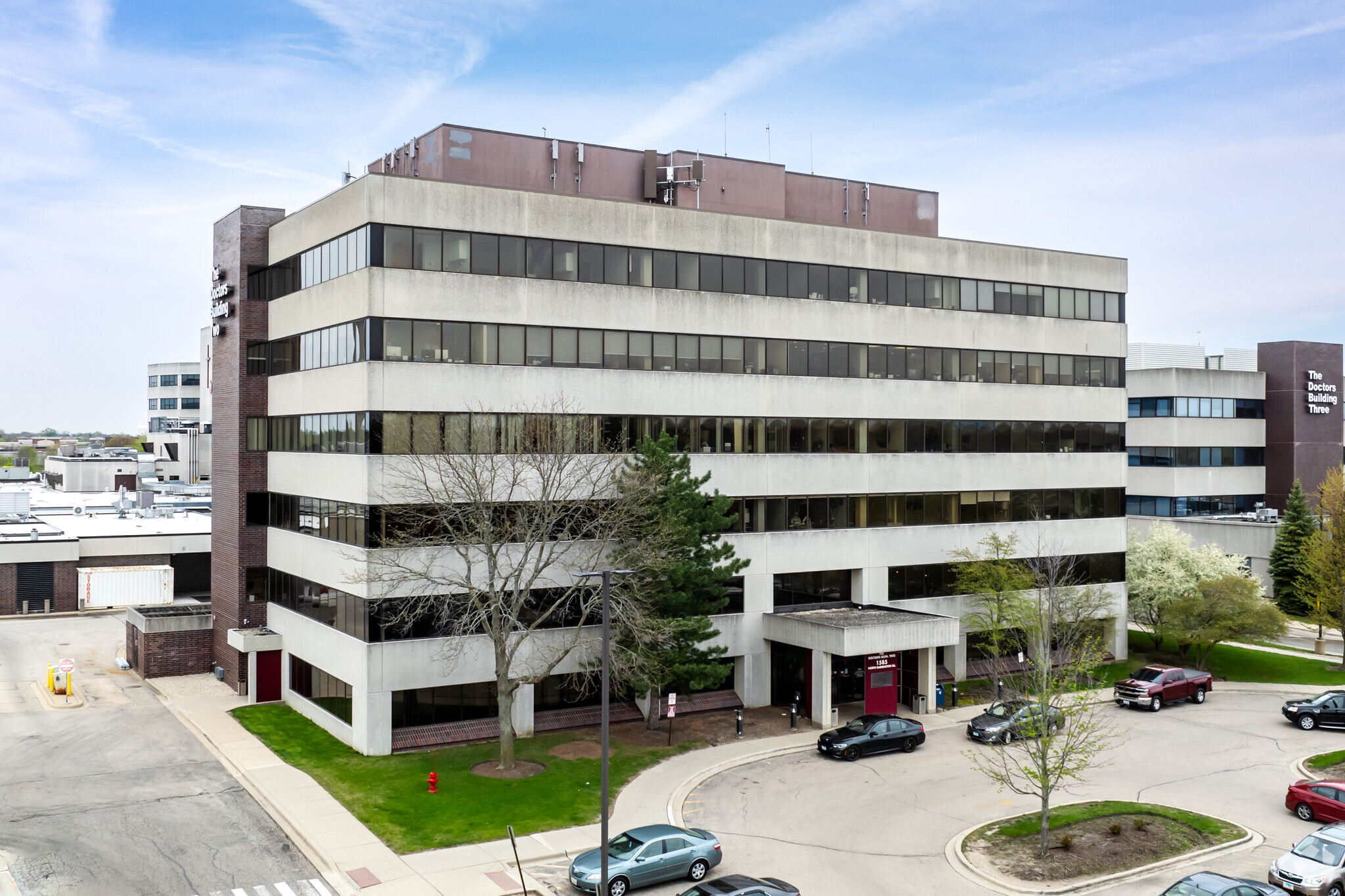 1585 N Barrington Rd, Hoffman Estates, IL for sale Primary Photo- Image 1 of 11