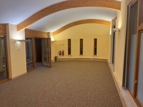 Paddock House Ln, Wetherby to rent Interior Photo- Image 1 of 2