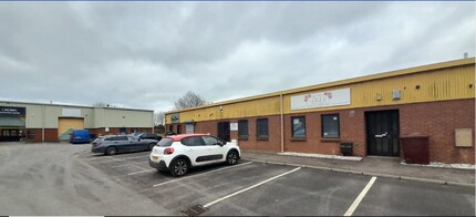 Carberry Pl, Kirkcaldy for rent Building Photo- Image 1 of 2