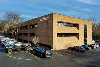 6905 Telegraph Rd, Bloomfield Hills, MI for rent Building Photo- Image 1 of 1