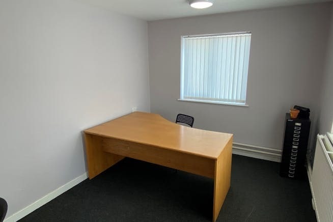 15 Cave St, Swansea to rent Interior Photo- Image 1 of 5