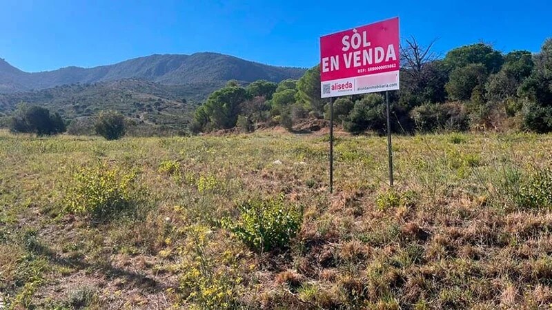 Avinguda Antoni Margarits, 6, Llançà, Gerona for sale Primary Photo- Image 1 of 4