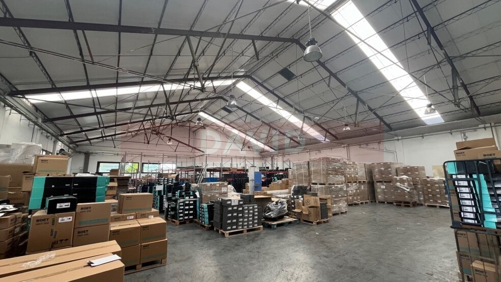 Industrial in Cervelló, Barcelona for sale - Building Photo - Image 3 of 15