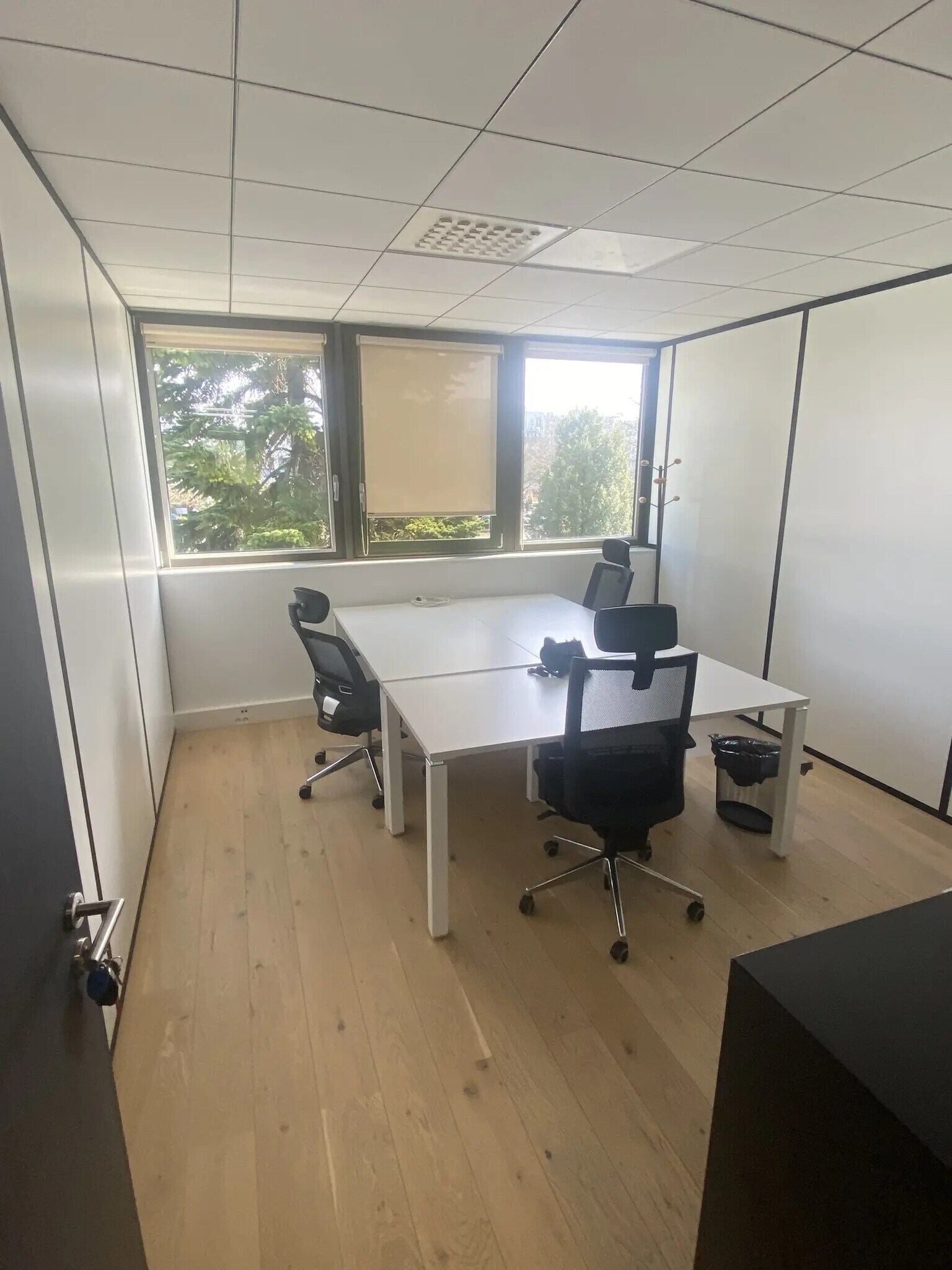 Office in Bordeaux to rent Interior Photo- Image 1 of 5