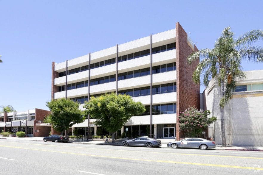 14011 Ventura Blvd, Sherman Oaks, CA for rent - Building Photo - Image 3 of 4