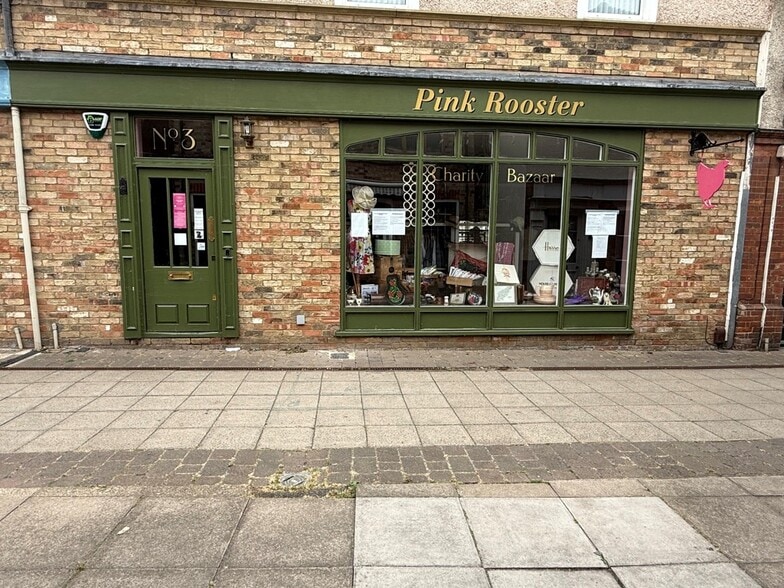 3 Church Walk, St Neots to rent - Building Photo - Image 1 of 1