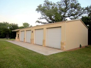 4473 Highway 90, Alleyton, TX for sale Primary Photo- Image 1 of 1