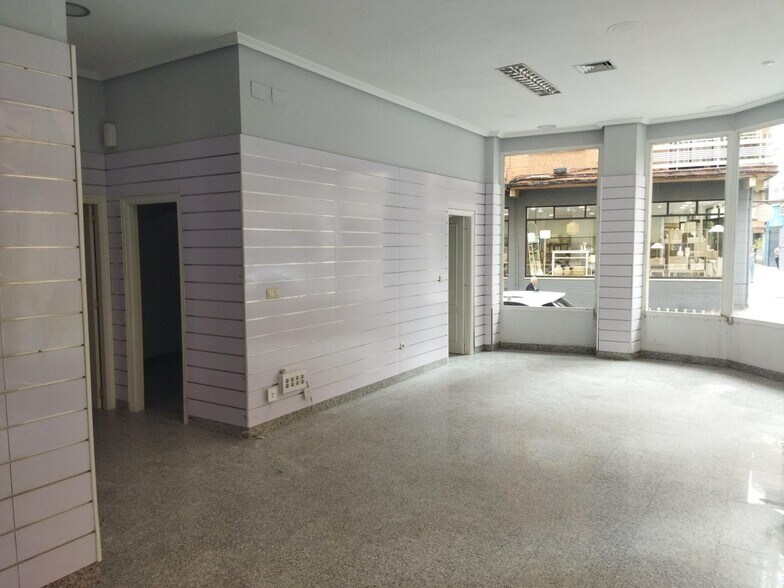 Calle Gómez Becerra, 18, Cáceres, Cáceres for sale - Interior Photo - Image 2 of 8