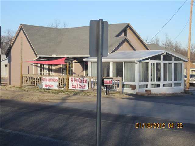 2033 N Kickapoo Ave, Shawnee, OK for sale - Primary Photo - Image 1 of 1