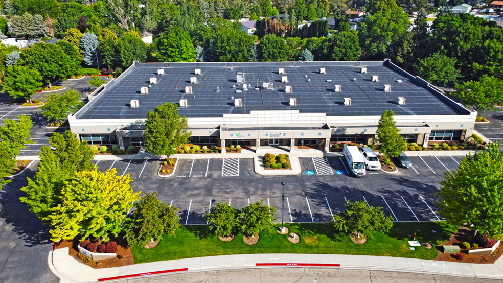 1307 S Eagle Flight Way, Boise, ID for rent - Building Photo - Image 3 of 7