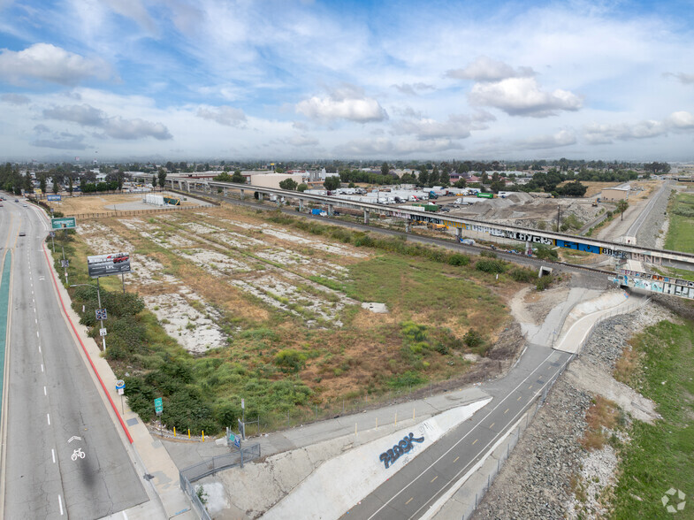 Industrial in El Monte, CA for rent - Building Photo - Image 3 of 6