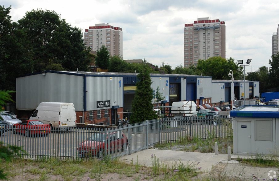 Bury Mead Rd, Hitchin to rent - Building Photo - Image 2 of 4