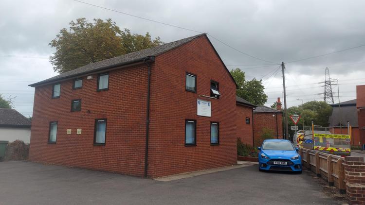 16 West Way, Oxford to rent Primary Photo- Image 1 of 8