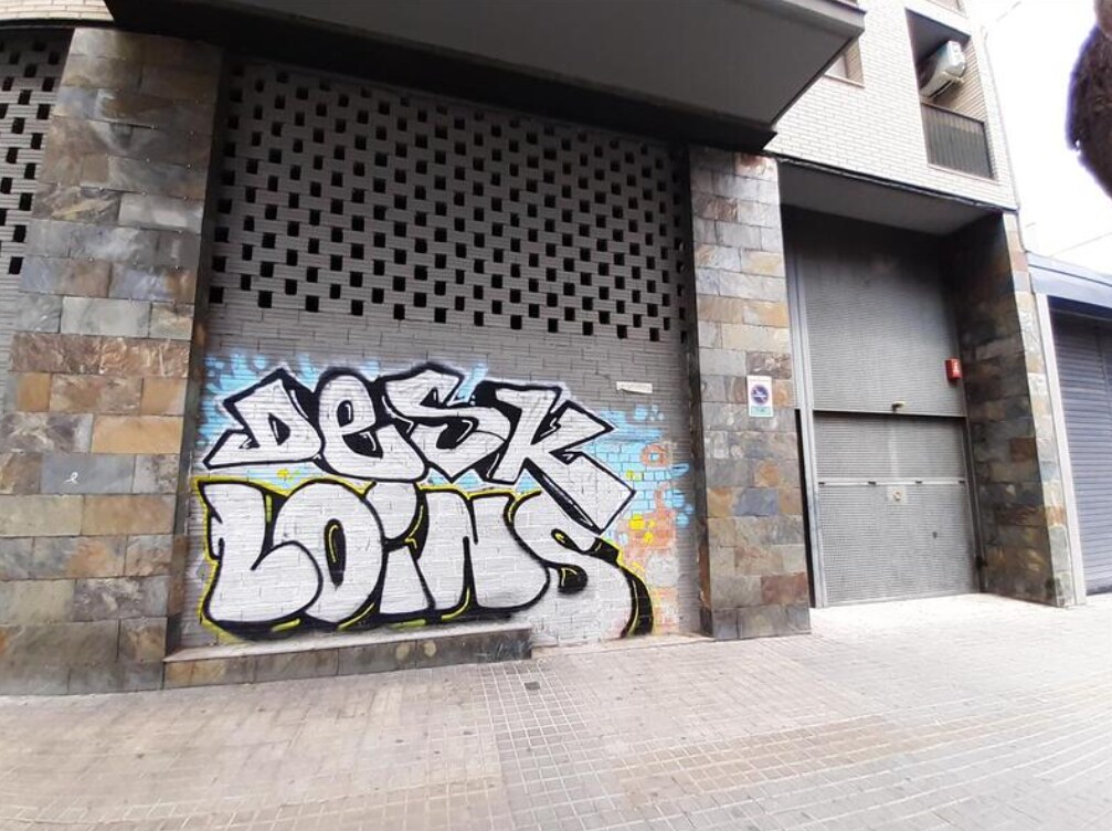 Sabadell, BAR 08203 - Unit Puerta 01 -  - Interior Photo - Image 1 of 2