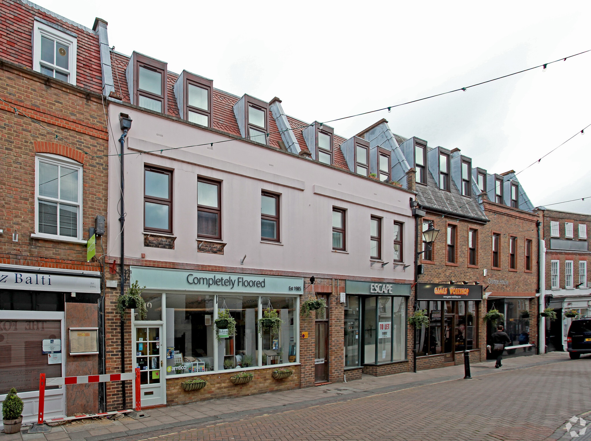 17-19 Church St, Twickenham for sale Primary Photo- Image 1 of 1