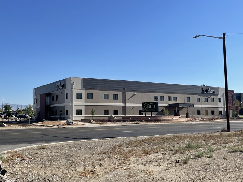 2515 Foresight Cir, Grand Junction, CO for rent - Building Photo - Image 3 of 18