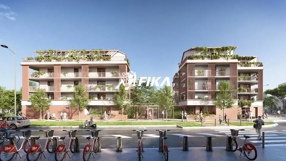 Retail in Toulouse for sale Building Photo- Image 1 of 8