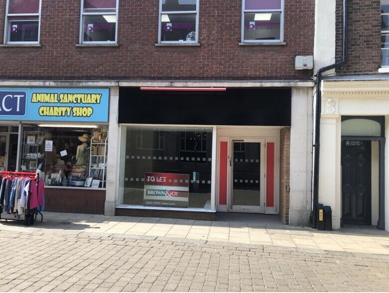 66 High St, Kings Lynn for sale - Building Photo - Image 1 of 1