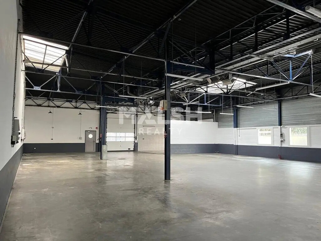 Location Local d'activités 340 m² à 740 m² - Photo 1