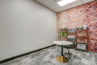 870 International Pky, Flower Mound, TX to rent Interior Photo- Image 1 of 20