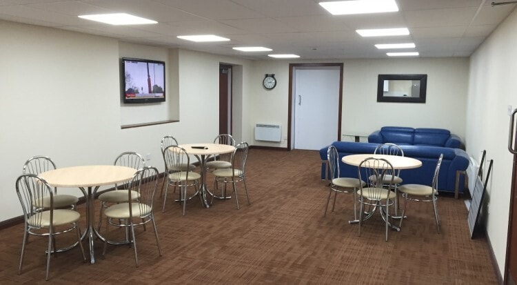 143 Woodville St, Glasgow to rent - Building Photo - Image 3 of 20