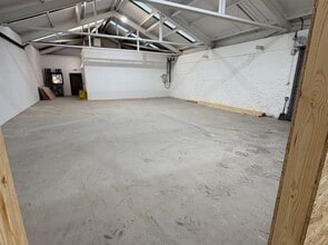 Lemington Rd, Newcastle Upon Tyne to rent Interior Photo- Image 2 of 4