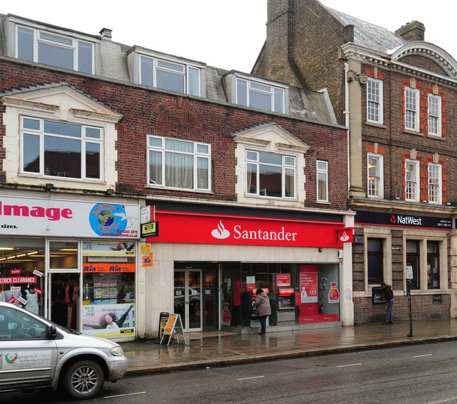 More details for 50 Ballards Ln, London - Retail to Rent