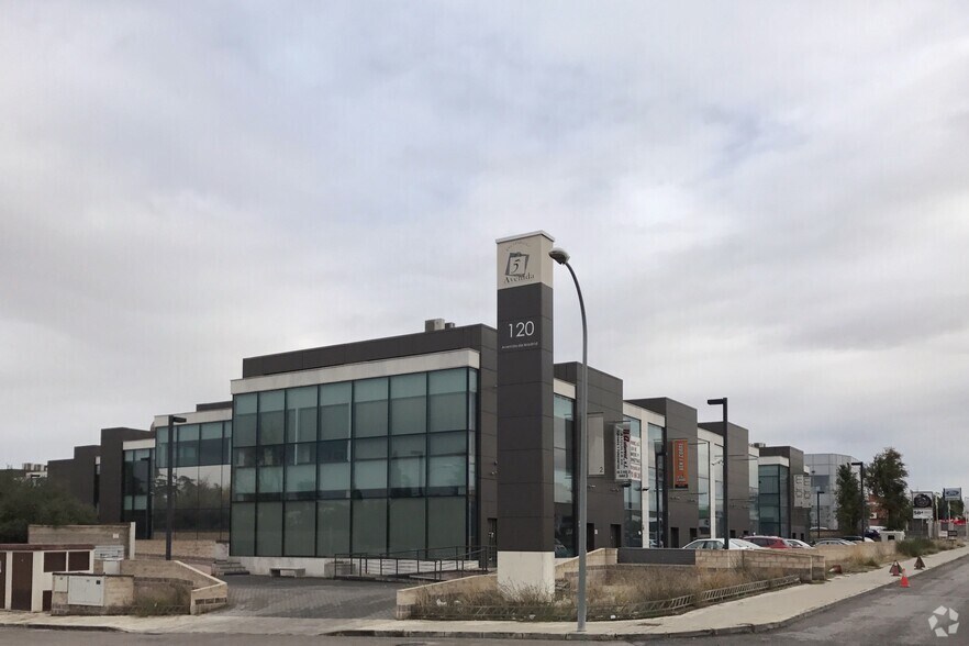 Avenida Madrid, Arganda del Rey, Madrid for sale - Building Photo - Image 3 of 3