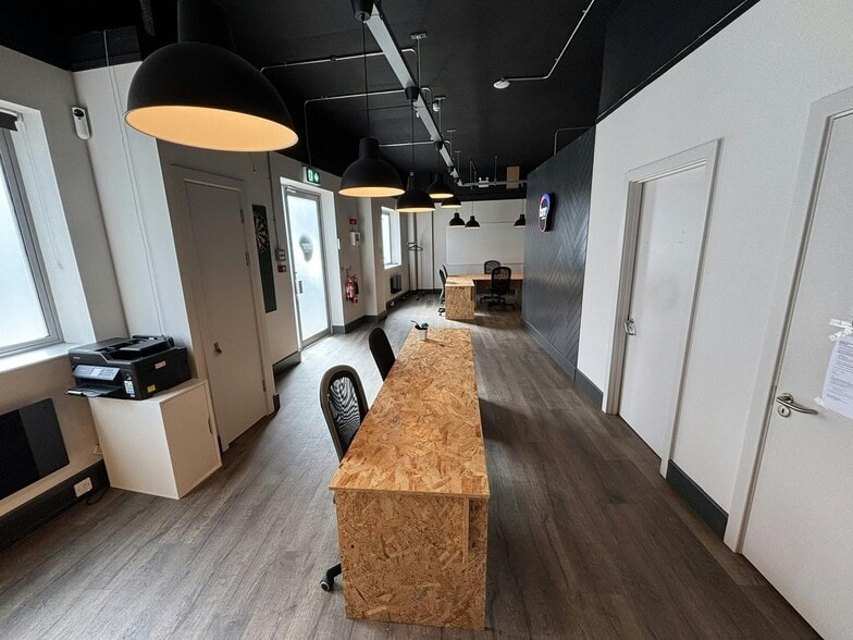 10-20 Hotwell Rd, Bristol to rent - Building Photo - Image 3 of 11