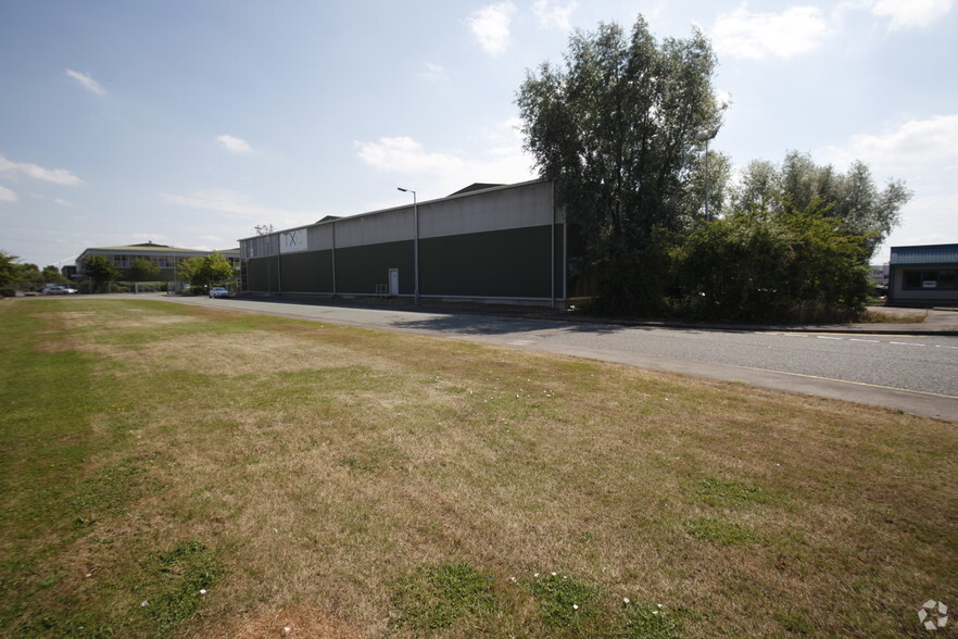 Severncross Distribution Park, Chepstow for rent - Building Photo - Image 3 of 4