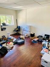 8228 W Sunset Blvd, Los Angeles, CA to rent Interior Photo- Image 2 of 2