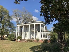 21 E Jarman St, Hazlehurst, GA for sale Primary Photo- Image 1 of 6