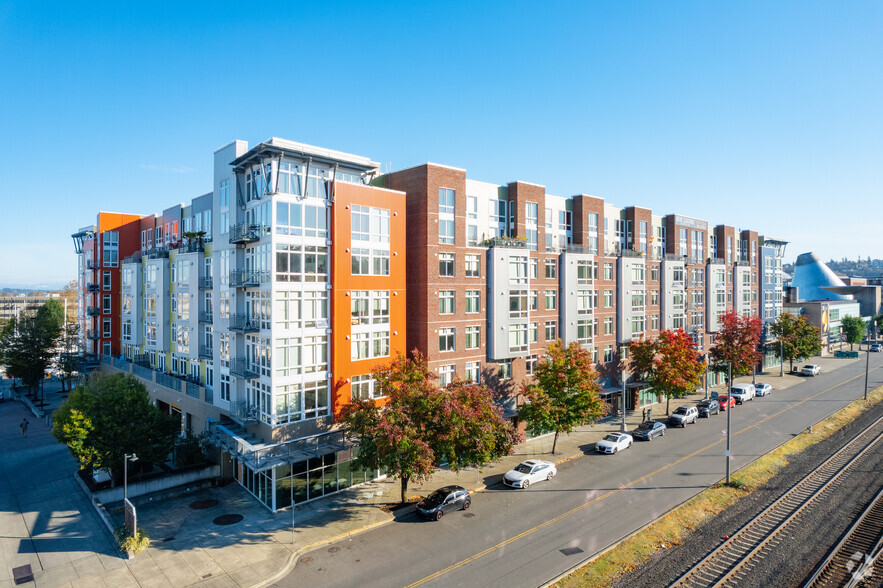 1705 Dock St, Tacoma, WA for sale - Building Photo - Image 1 of 1