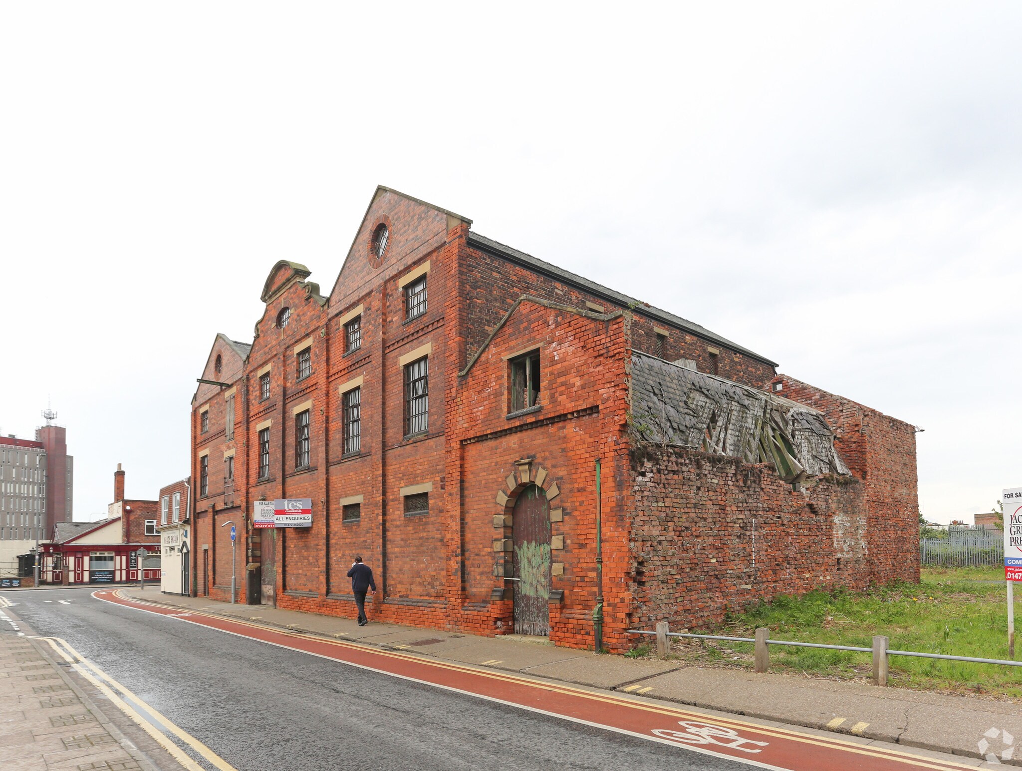 East St, Grimsby for sale Primary Photo- Image 1 of 1