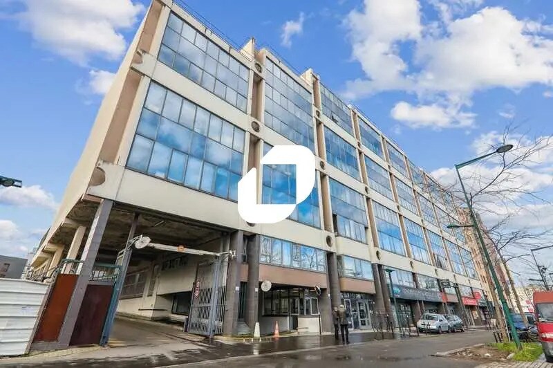 Light Industrial in Épinay-sur-Seine to rent Building Photo- Image 1 of 15