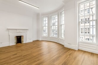 4 Wimpole St, London to rent Interior Photo- Image 1 of 6